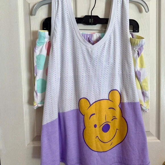 Disney Parks Exclusive Winnie the Pooh Adult PJ Set - Picture 1 of 15